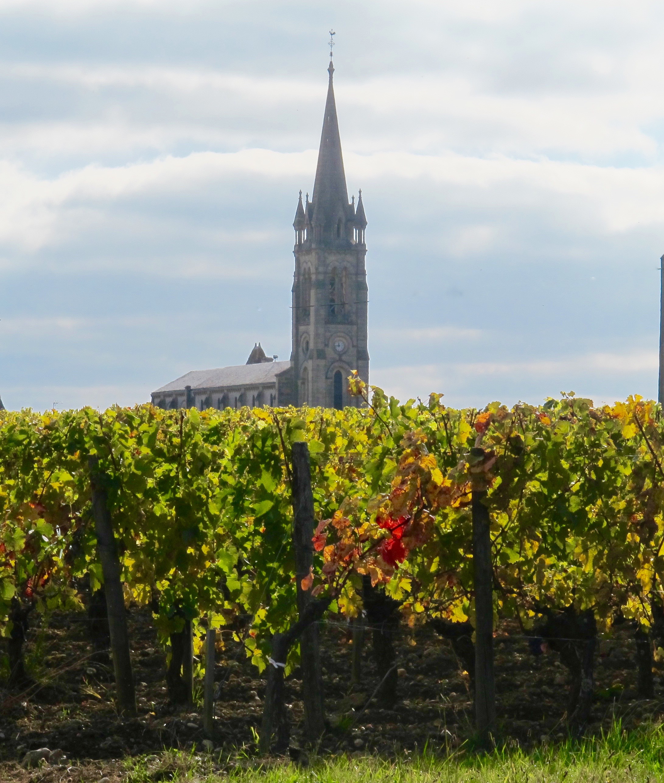 L’Eglise of Pomerol – an ancient landmark and namesake for several local wineries. Photo by Marla Norman.